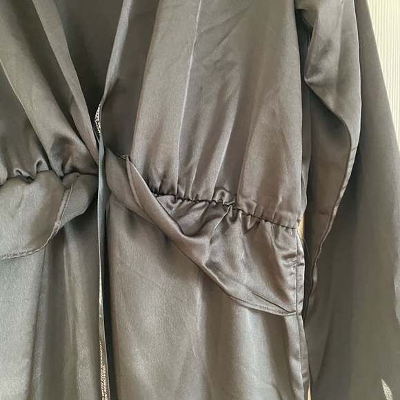 Pretty Little Thing Satin Black Long Sleeve Dress - Picture 5 of 5